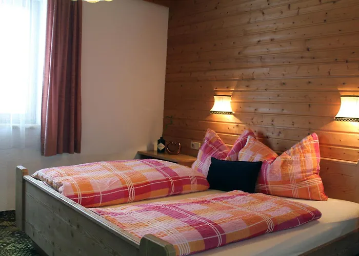 Alpenchalet Paznaun Tatil Evi
